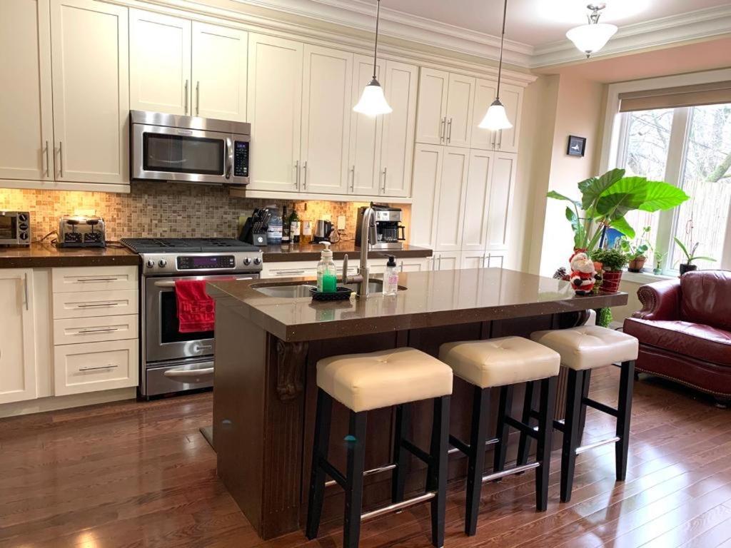 Luxury Home - Upper Toronto Beaches Bagian luar foto
